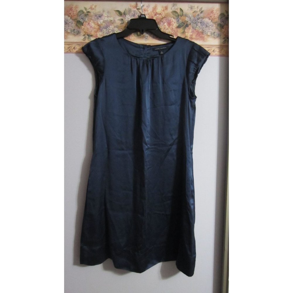 Banana Republic 6 Blue 100% Silk Pocket Dress